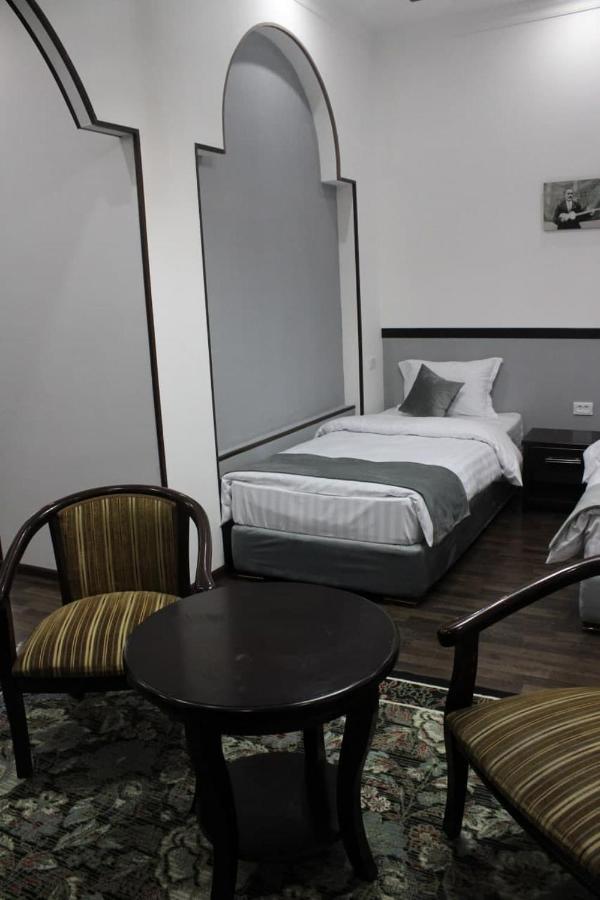 Ikan Registon Hotel Samarkand Luaran gambar