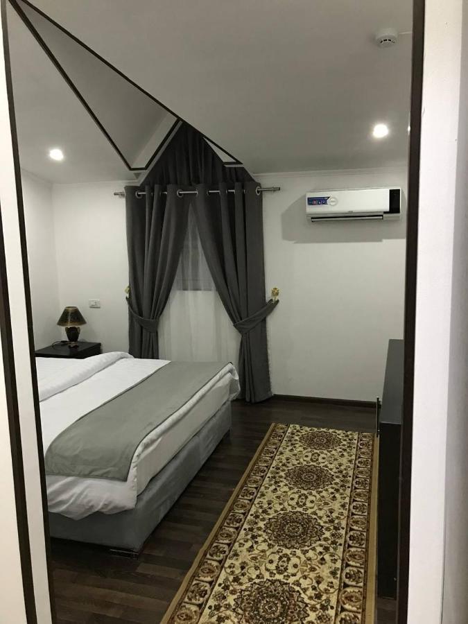 Ikan Registon Hotel Samarkand Luaran gambar